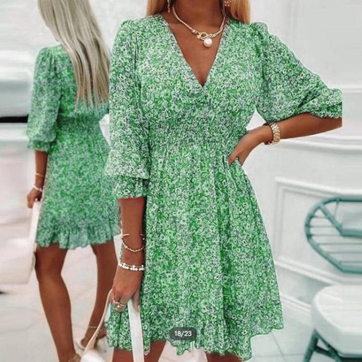 Clara - Elegant Floral Dress