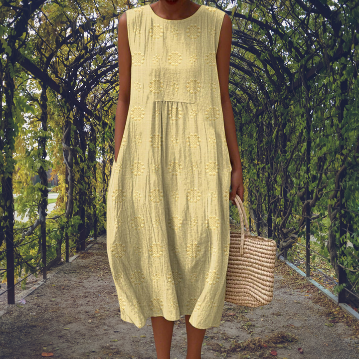 Bobbie – Elegant sleeveless dress with pockets
