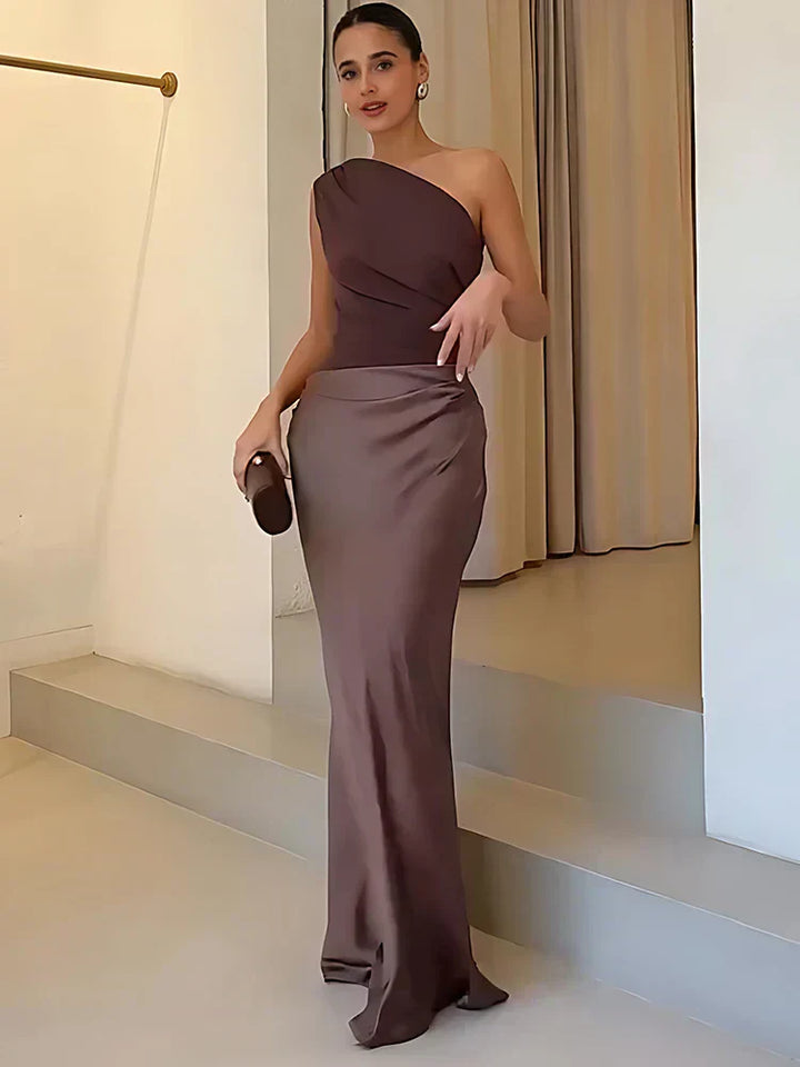 Mylene - Maxi Dress with a Guilt in Satin