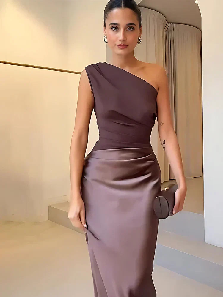 Mylene - Maxi Dress with a Guilt in Satin