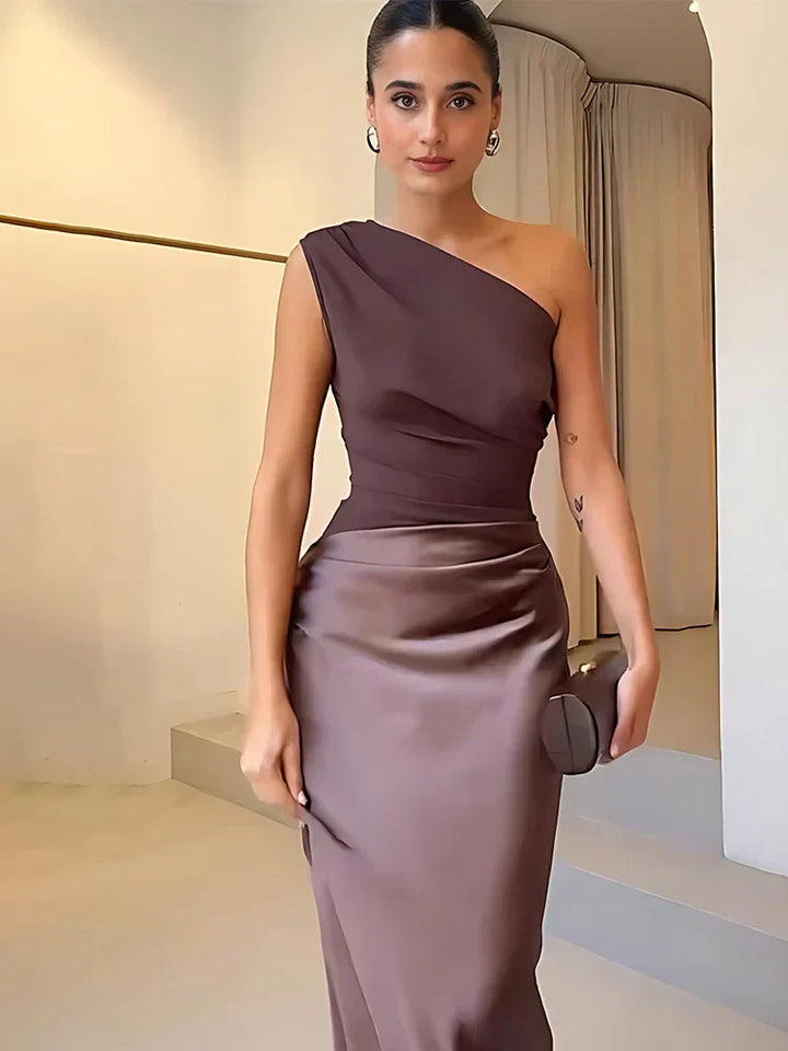 Mylene - Maxi Dress with a Guilt in Satin