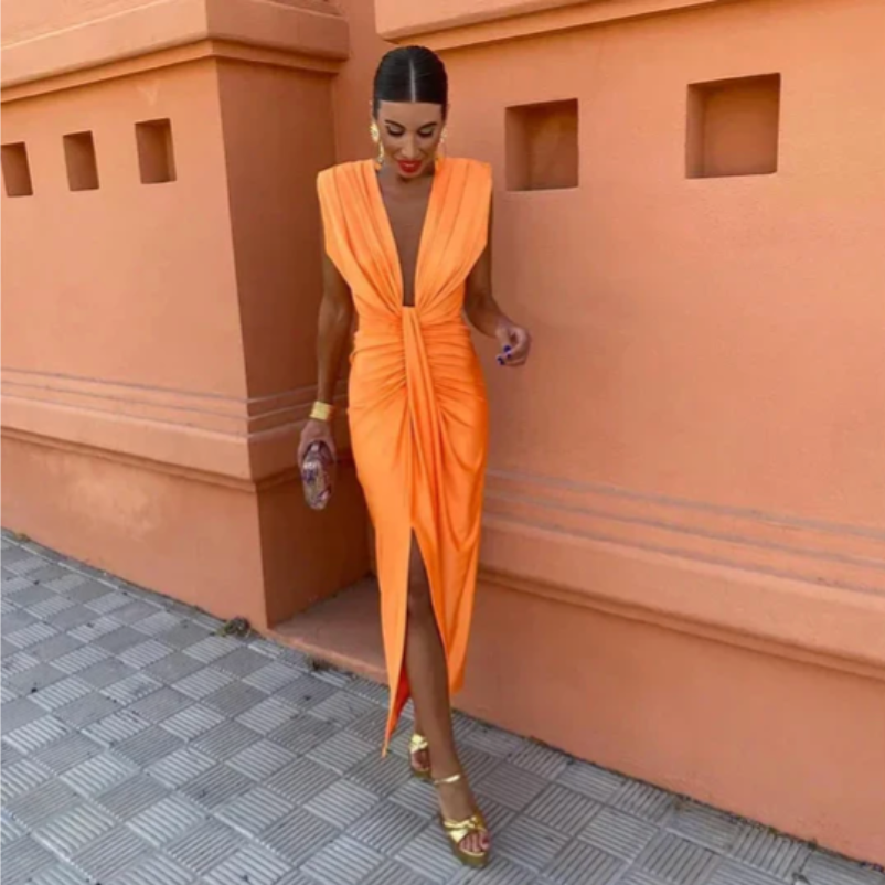 Emma - Elegant Pleated Dress