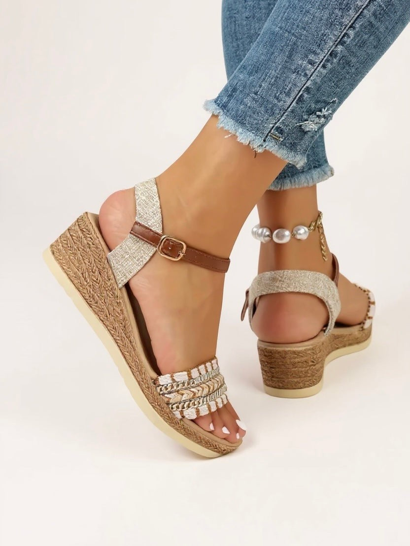 back view of espadrille wedge sandals showing jute wrapped platform heel